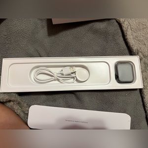 Apple Watch Series 7 .READ DESCRIPTION